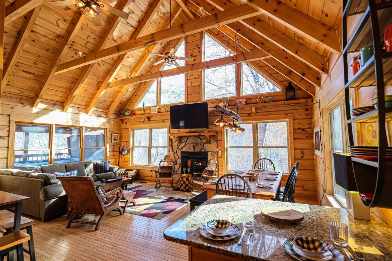 Lazy Bear Lodge 개틀린버그 외부 사진